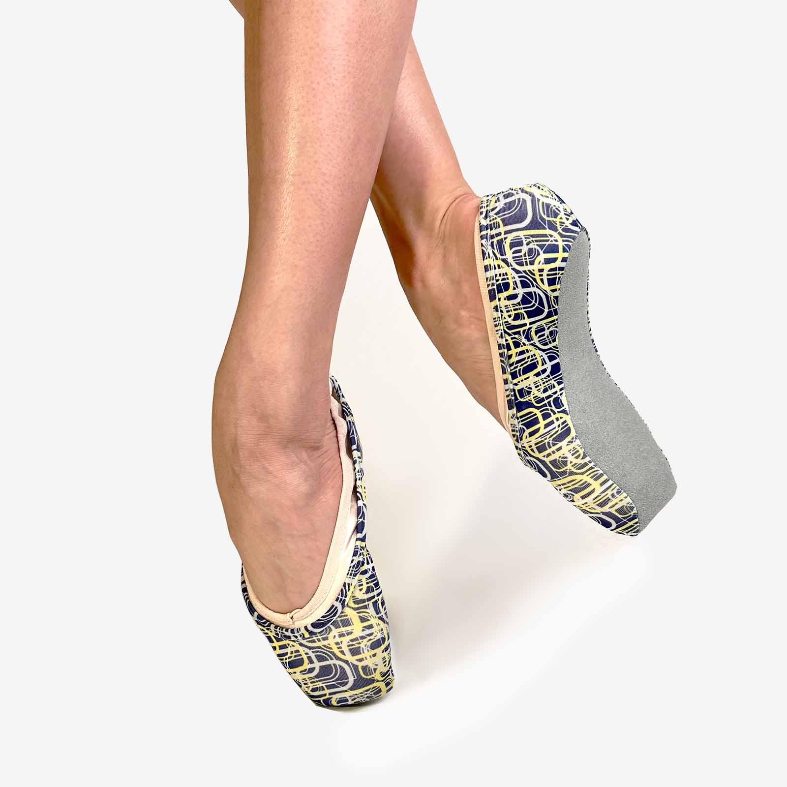 Premium Pointe Shoe Cover - AC09